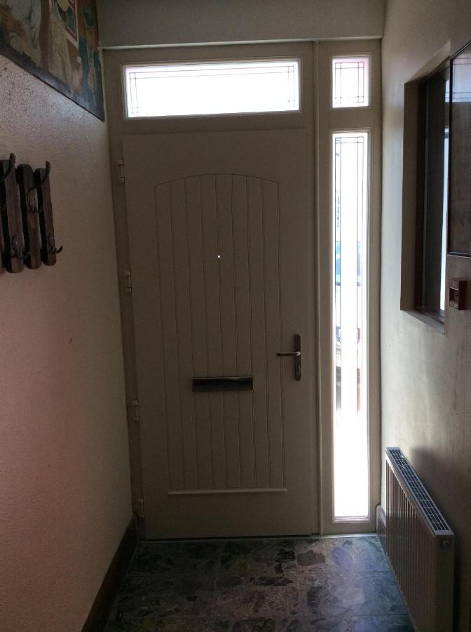 Roundstone Retreats Quayside Luxury Apt מראה חיצוני תמונה